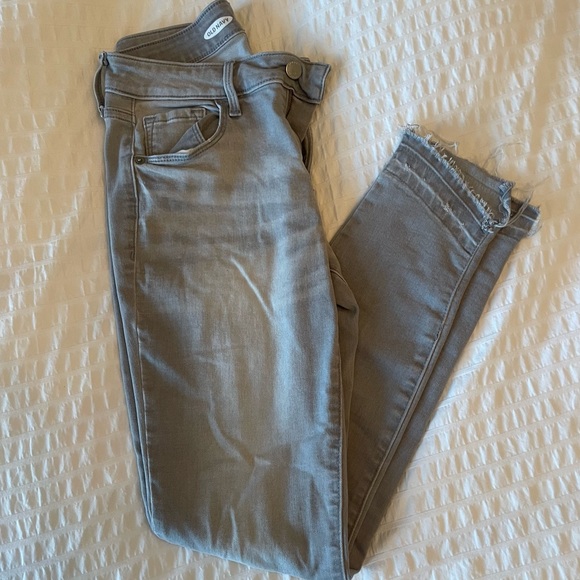 Old Navy Rockstar jeans - Picture 2 of 4